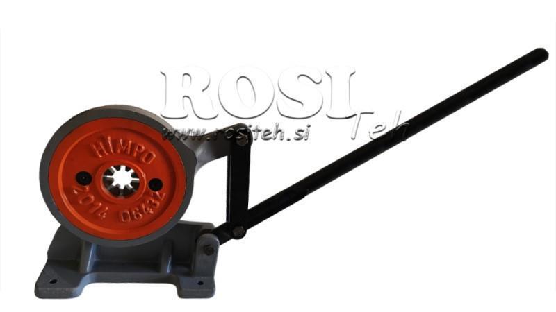 KÄSIOHJATTAVA PURISTUSKONE MATALAPAINETUBILLE 8-35mm 8 HAMMASTA SUOJALLA