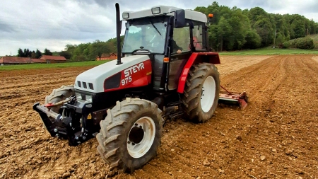 UNIVERZALNI KIT PREDNJA ČELNA HIDRAVLIKA 2KAT ZA TRAKTOR 1500kg